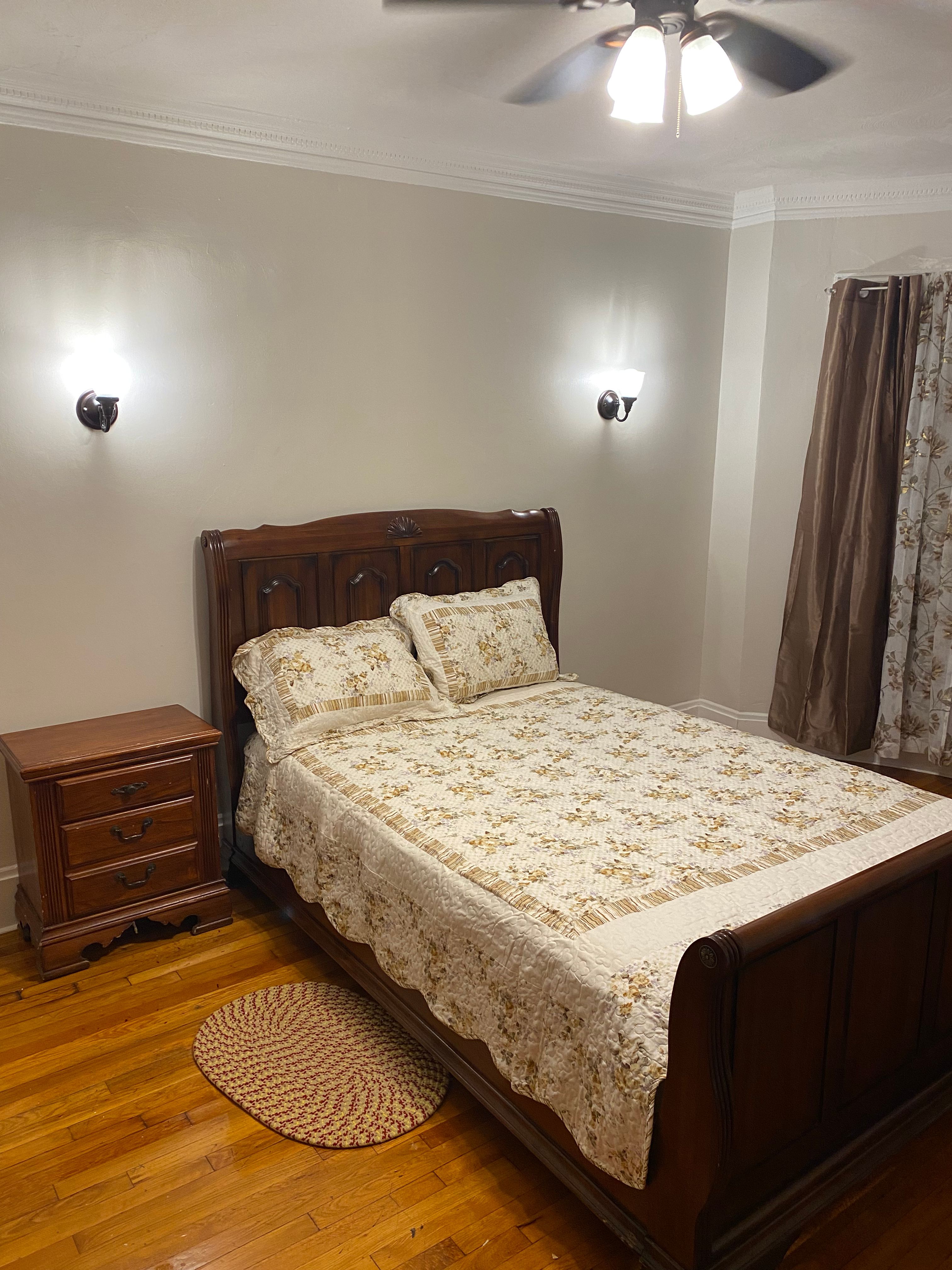 20250716-160711797-b83d-502e61a8c07b_Bedroom _1 _Bed Front View_.jpg